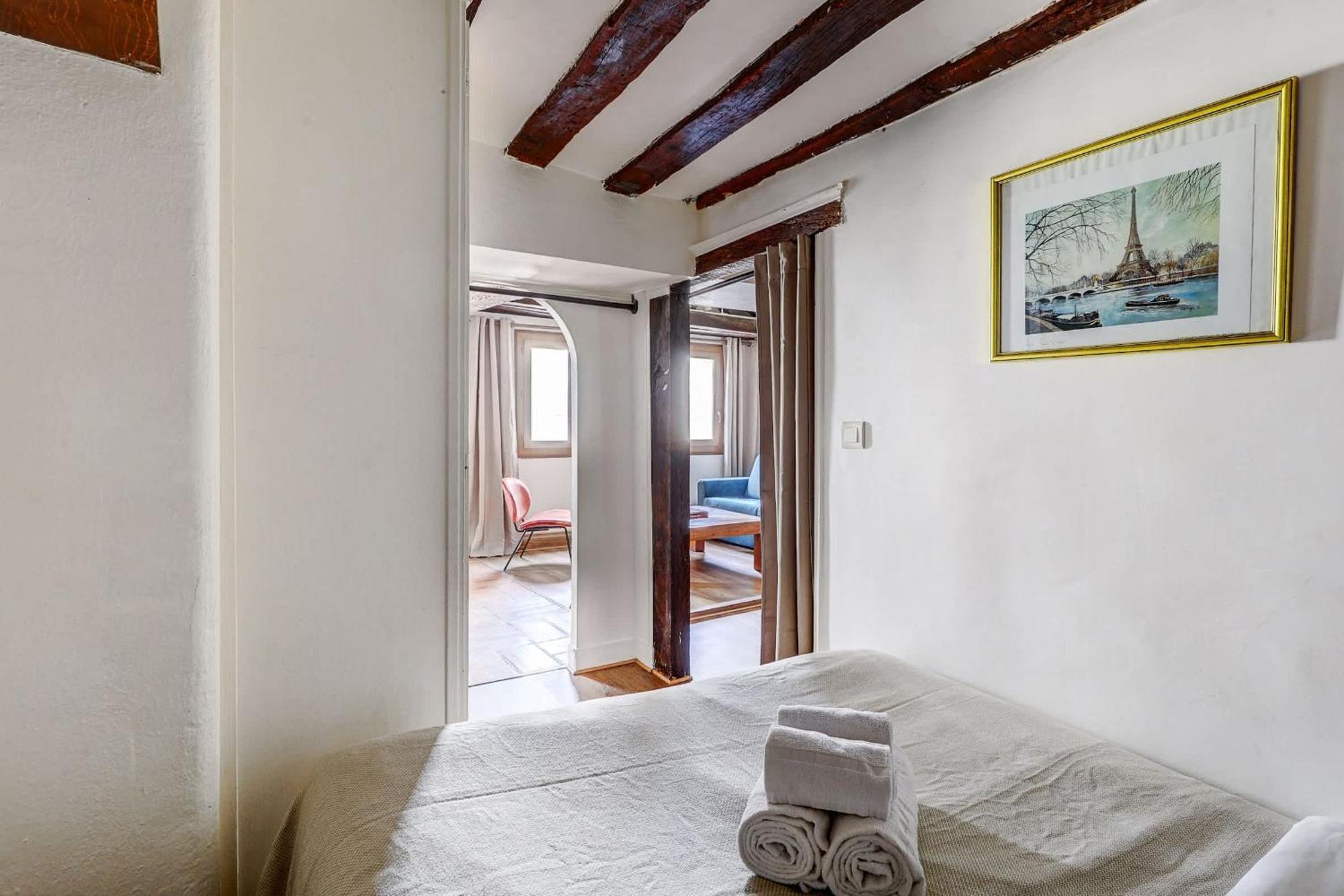Ile Saint-Louis - 2Br - Cityapartmentstay باريس المظهر الخارجي الصورة